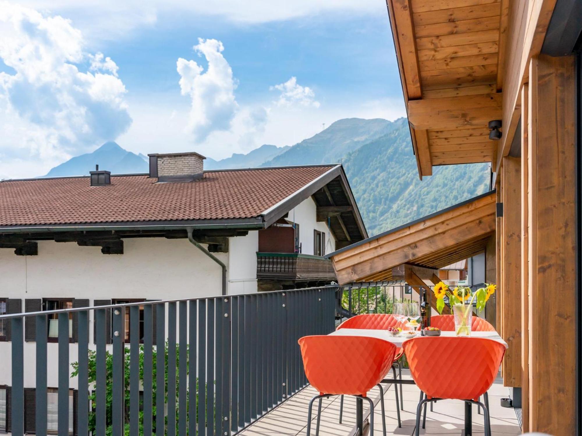 Falken Suites Top 7 Kaprun Exteriör bild